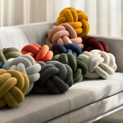 Coussin Knot