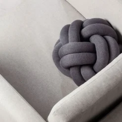 Coussin Knot
