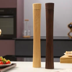 Moulin à Poivre et Sel Pleats - Frêne Thermo Foncé