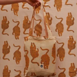 Plaid + Tote-bag Powder Tiger