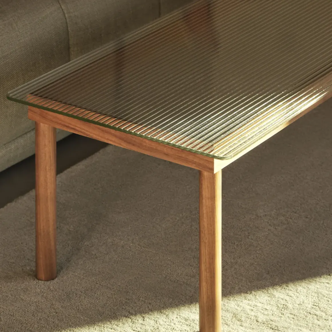 Table basse Kofi Chêne Massif u0026 Verre Roseau Transparent - l 100 x L 100 x h 36 cm