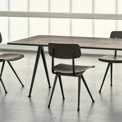 Table Pyramid 02 Base noire u0026 plateau chêne fumé
